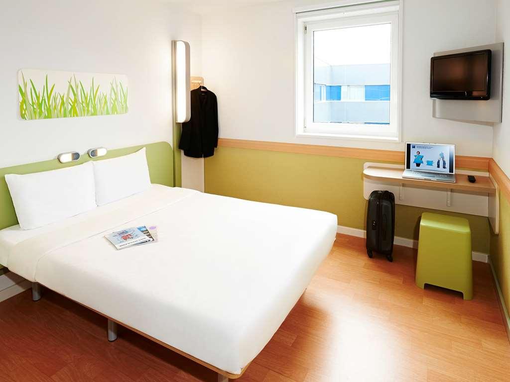 Ibis Budget Paris Coeur D'Orly Airport Camera foto